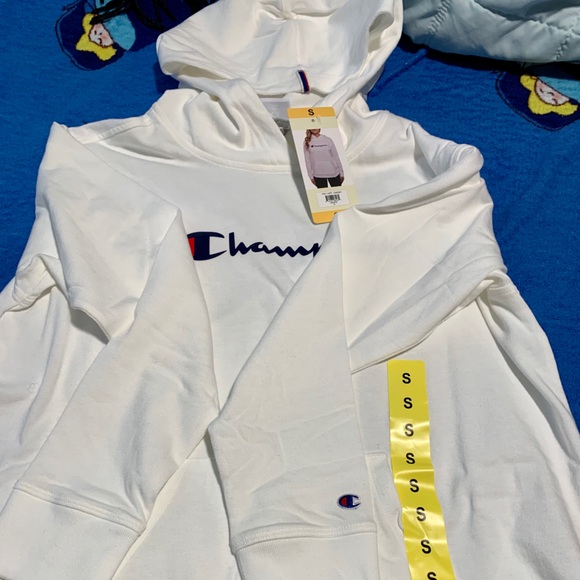 white champion sweatshirt womens